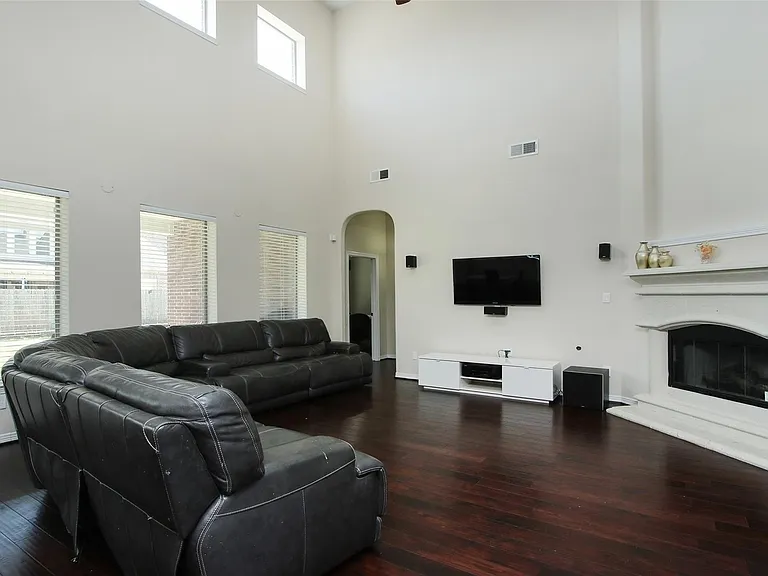 27019 Drybank Creek Ln — Photo 9