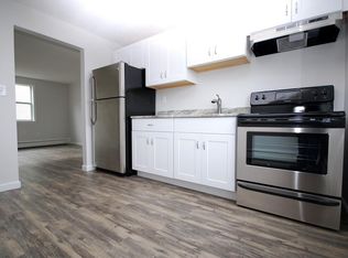 16 Tremont St APT 1, Kingston, MA 02364