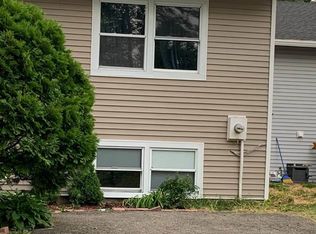 3 James Pl, Kiamesha Lake, NY 12751