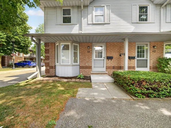 180 Marksam Rd #43, Guelph, ON N1H 8G4