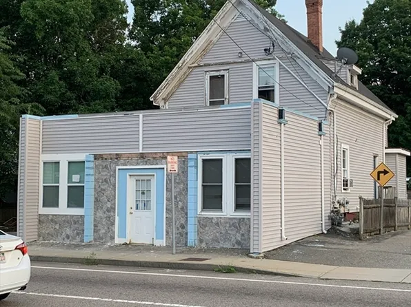 448 Pleasant St, Brockton, MA 02301