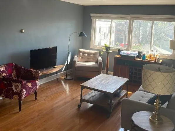 2507 Bryant Ave S APT 204, Minneapolis, MN 55405