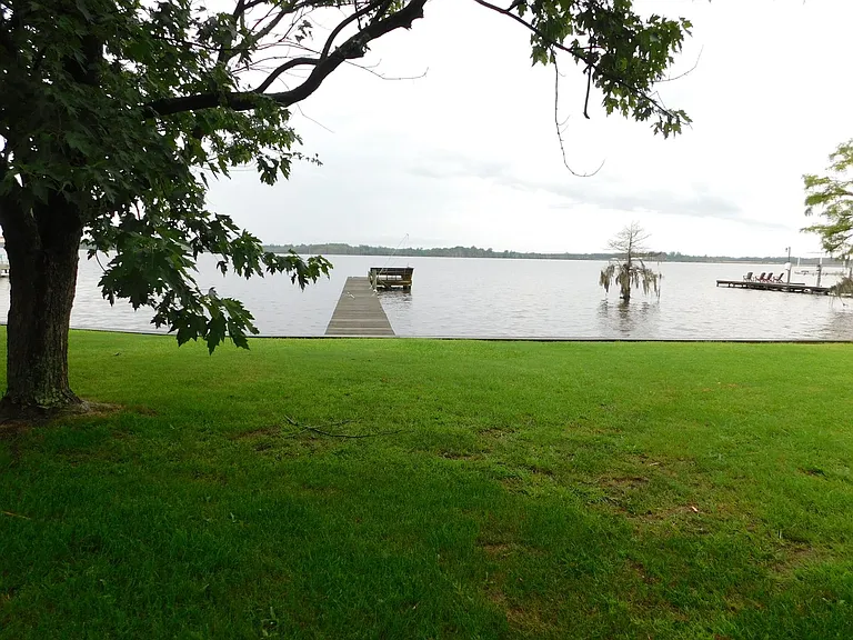 210 Ainsley Rd — Photo 25