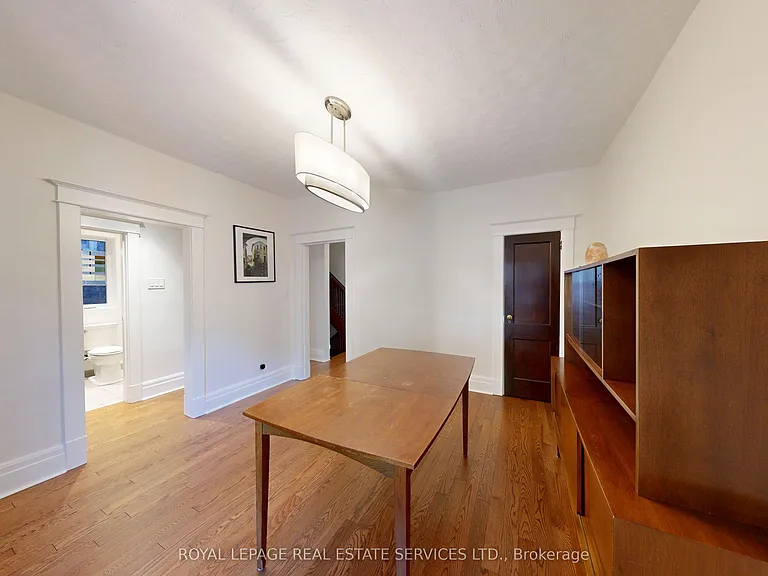 130A Westminster Ave #UPPER LEVEL — Photo 16