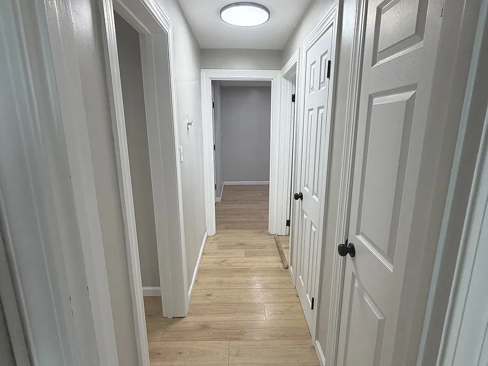 405 Main St