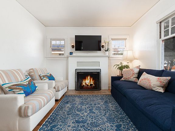 2nd image of 1017 E Yanonali St