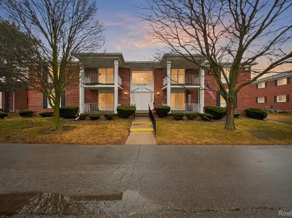 1870 Fort St APT 1, Trenton, MI 48183