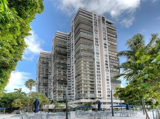 Brickell Bay Club Condo, Miami, FL 33129