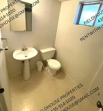 682 E 800 N — Photo 10