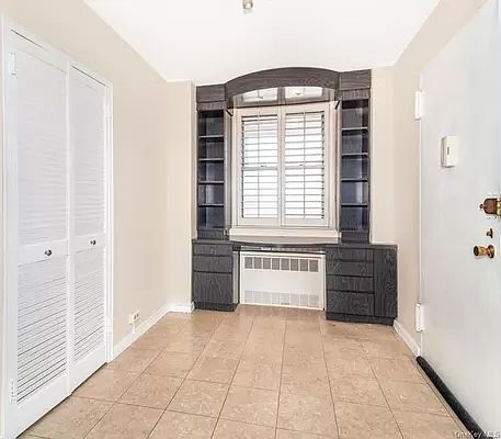 5th image of 61-15 97th St APT 10N