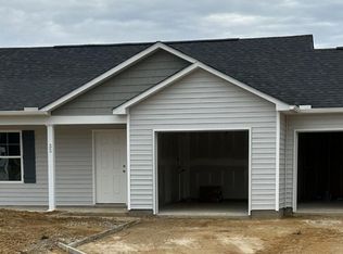 35 College St, Bunnlevel, NC 28323
