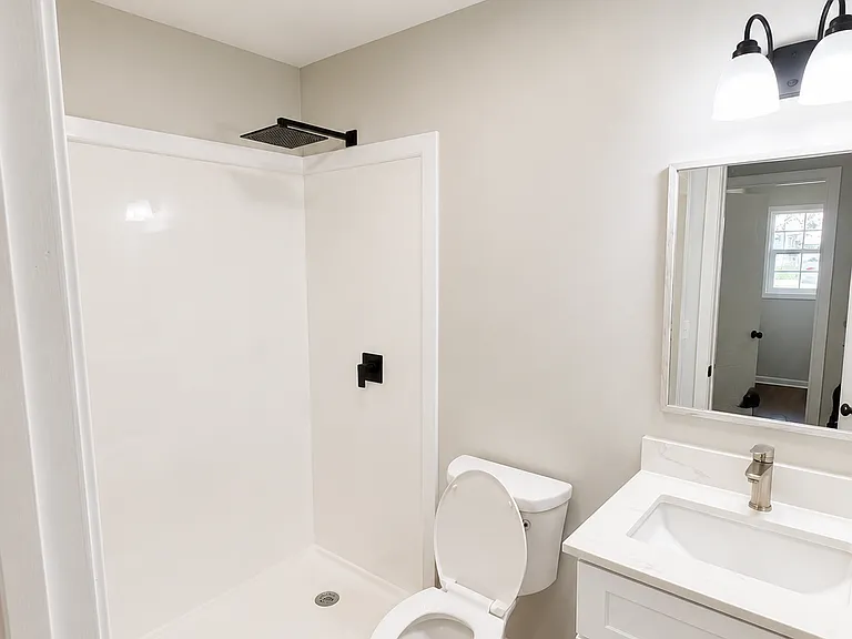 131 Fairway Dr — Photo 5