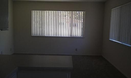 3rd image of 2519 H St APT 7