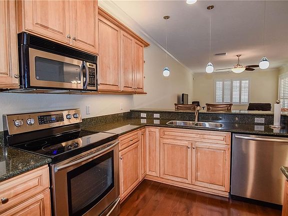 3rd image of 9711 Taylor Rose Ln