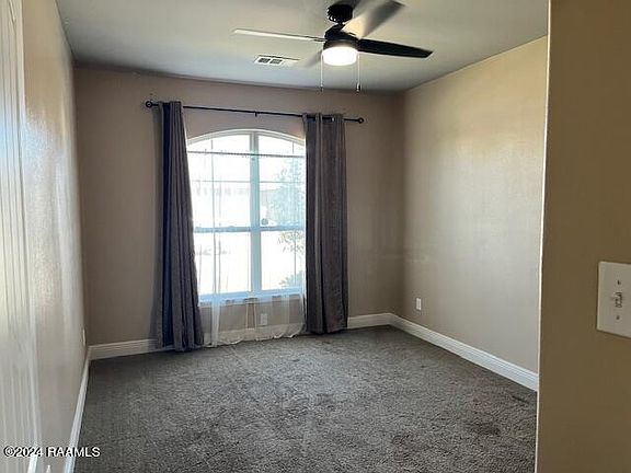 5th image of 304 Cautillion Dr