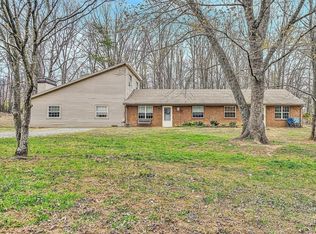 (Undisclosed Address), Blue Ridge, VA 24064
