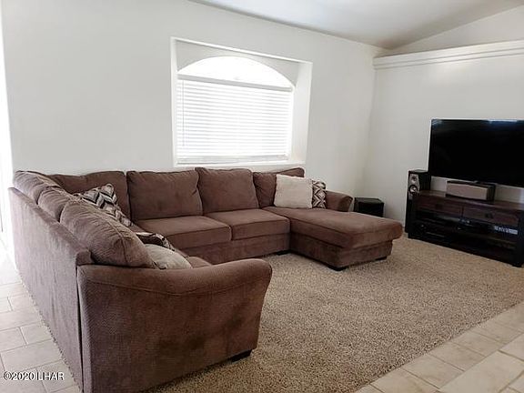 2nd image of 3670 Breakwater Dr