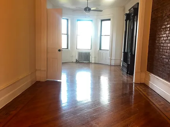226 New York Ave APT 3, Brooklyn, NY 11216