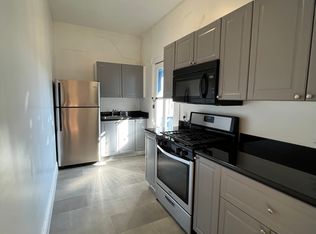 871 Capp St APT 2, San Francisco, CA 94110
