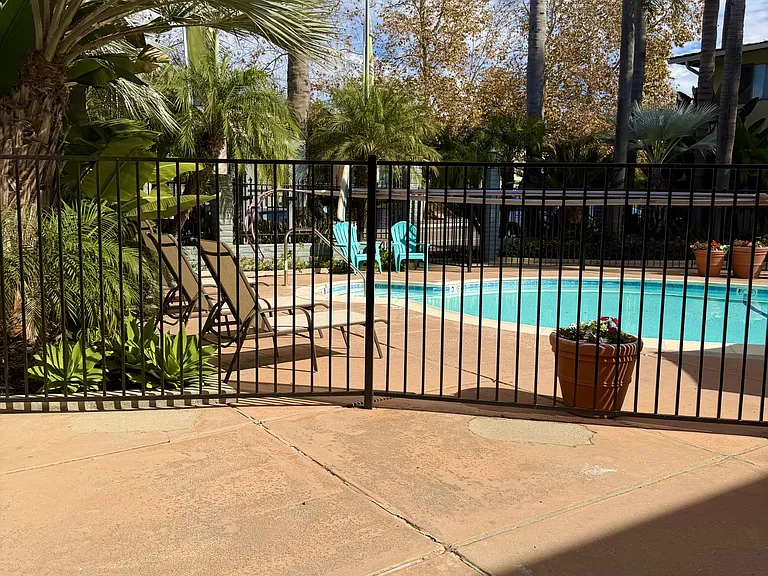 Park View Apartments — Photo 8