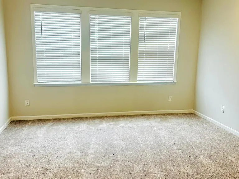 5810 Coulee Ln — Photo 7