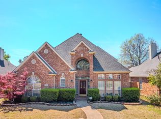 17822 Benchmark Dr, Dallas, TX 75252