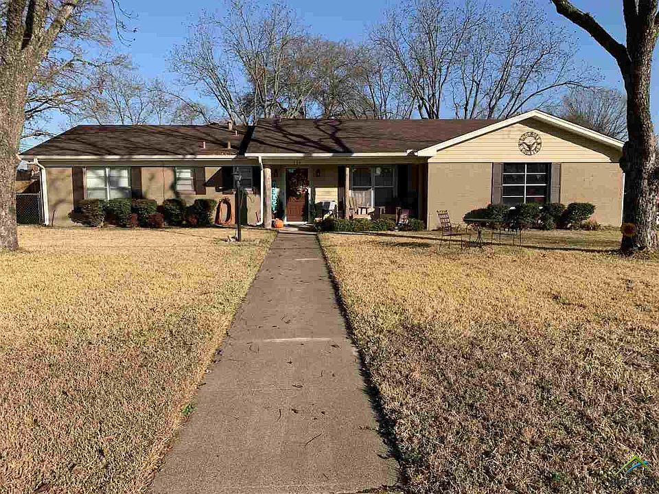 1st image of 306 Nuss Dr