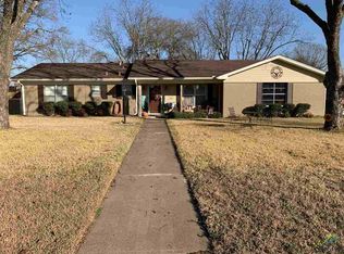 306 Nuss Dr, Mineola, TX 75773