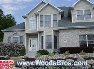 7620 S 41st St, Lincoln, NE 68516
