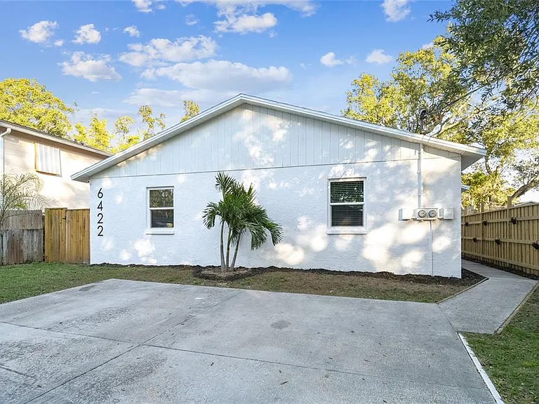 6422 S Adelia Ave — Photo 10