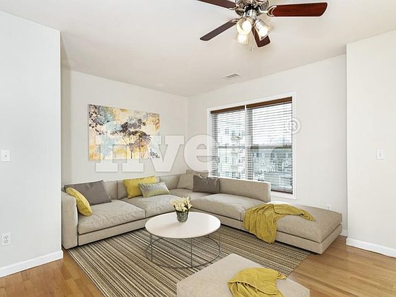 5th image of 84 Aborn St Unit 1402