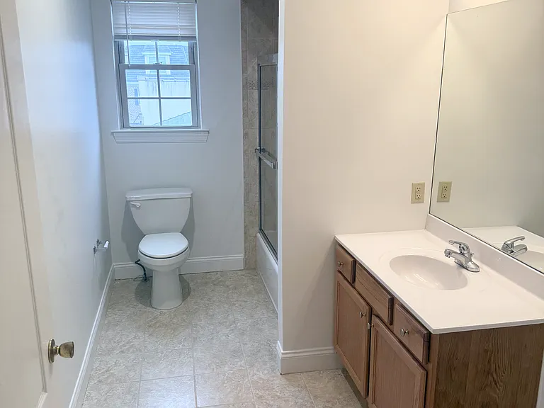 323 Union Blvd #3D — Photo 7