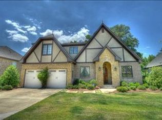 715 Cotswold Way, Auburn, AL 36832