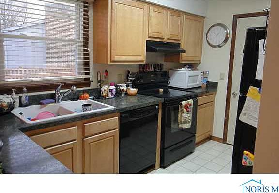 5th image of 632 Orleans Ave