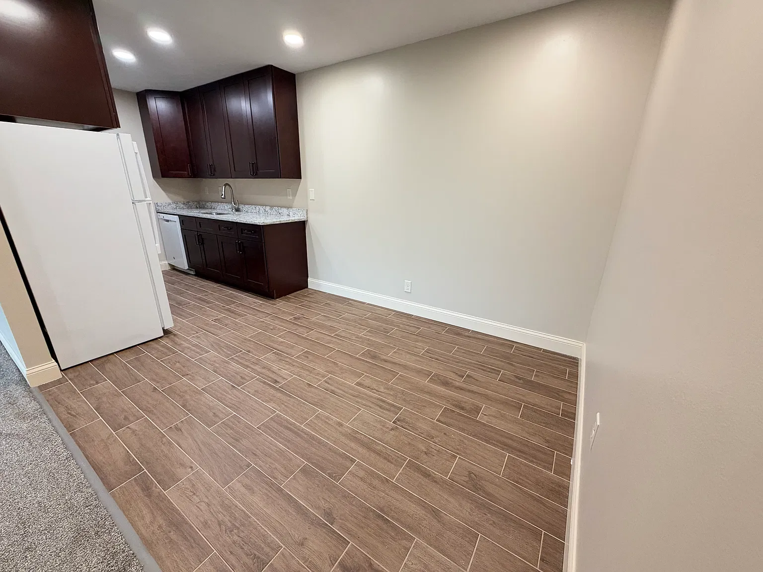 2 bed, 1.5 bath, $1,399 — Photo 4