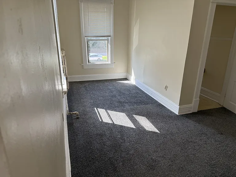 525 Dunbar Ave #3 — Photo 5