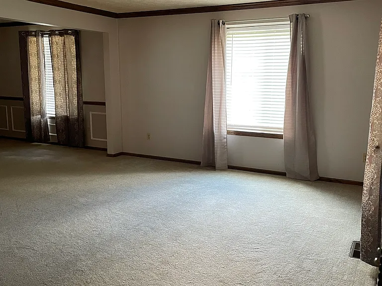 32040 N Roundhead Dr — Photo 3