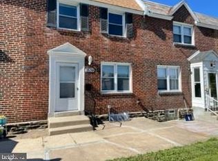 7539 Greenhill Rd, Philadelphia, PA 19151
