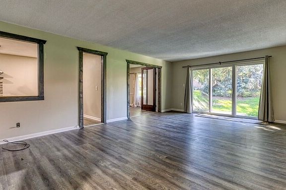 5th image of 2426 Mulberry Sq