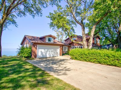 910 Adams Rd, South Haven, MI, 49090