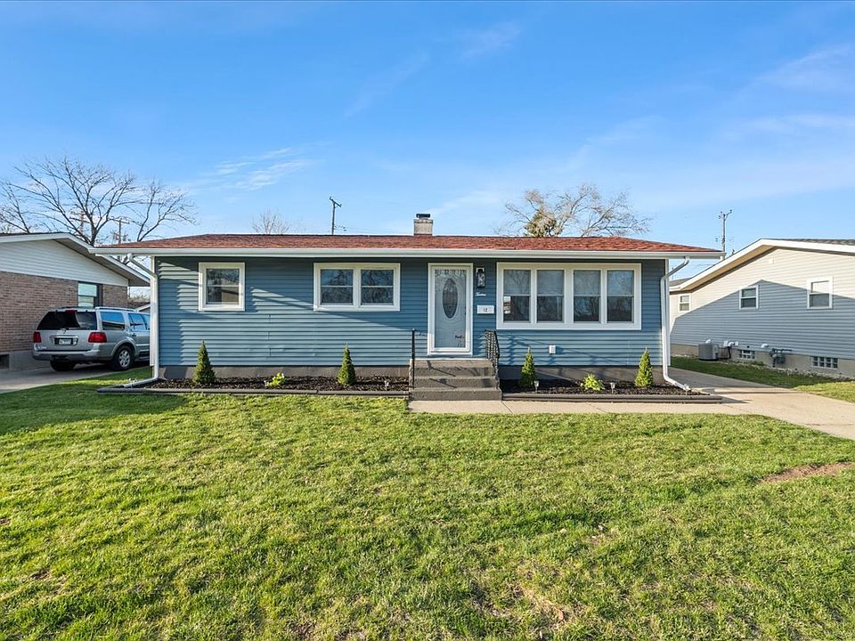 1st image of 12 Indianwood Dr