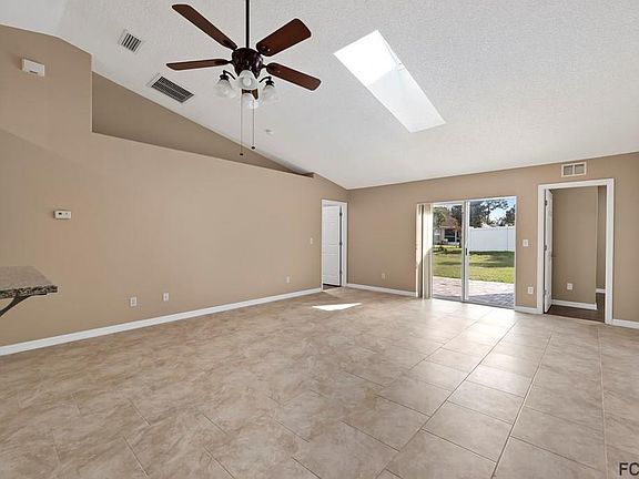 4th image of 23 Fenhill Ln