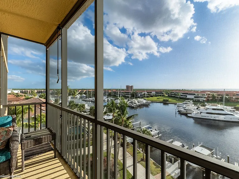 3313 Sunset Key Cir #402 — Photo 42