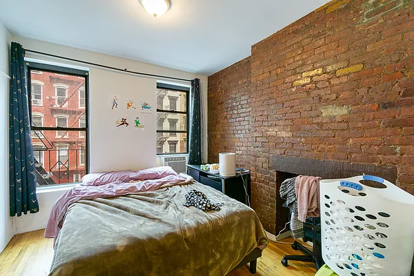 Rented by City Connections Realty | media 12