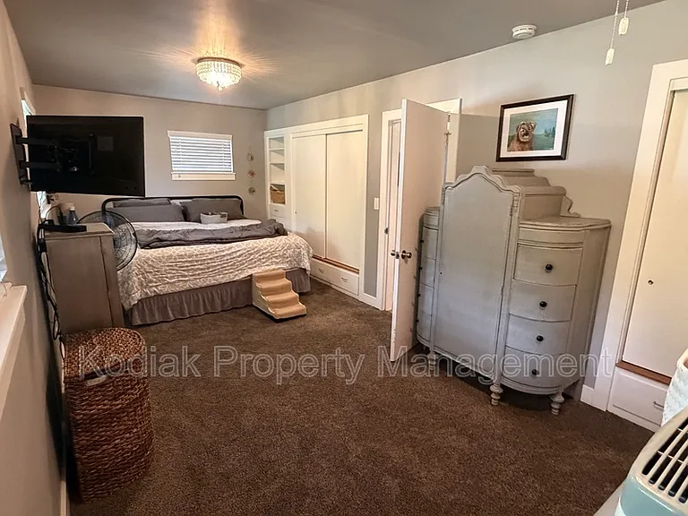 4242 Orchard Ave — Photo 7