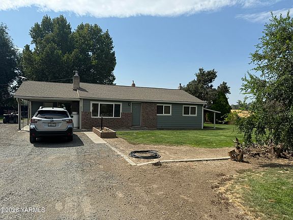 2nd image of 80 Dalton Ln