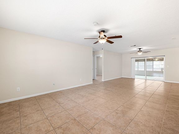 4th image of 393 Altara Dr