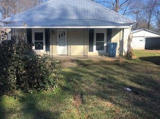 2513 E Mitchell St, Humboldt, TN 38343