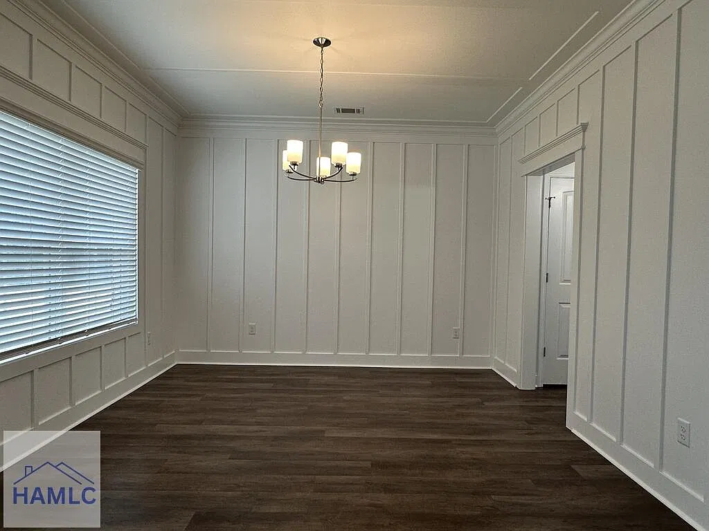 5 bed, 3.5 bath, 3026 sqft, $3,000 — Photo 3