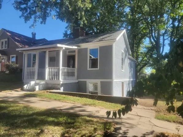 821 Franklin Ave, Lexington, MO 64067